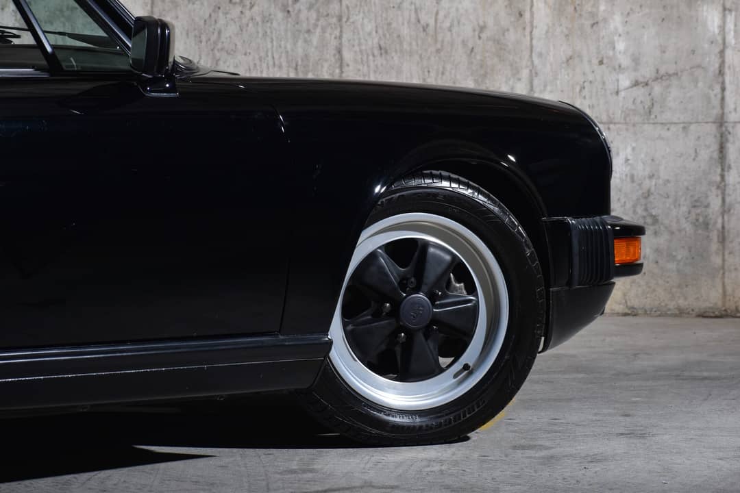 1987 Porsche 911 Targa Carrera — photo 11
