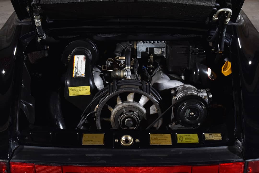 1987 Porsche 911 Targa Carrera — photo 19