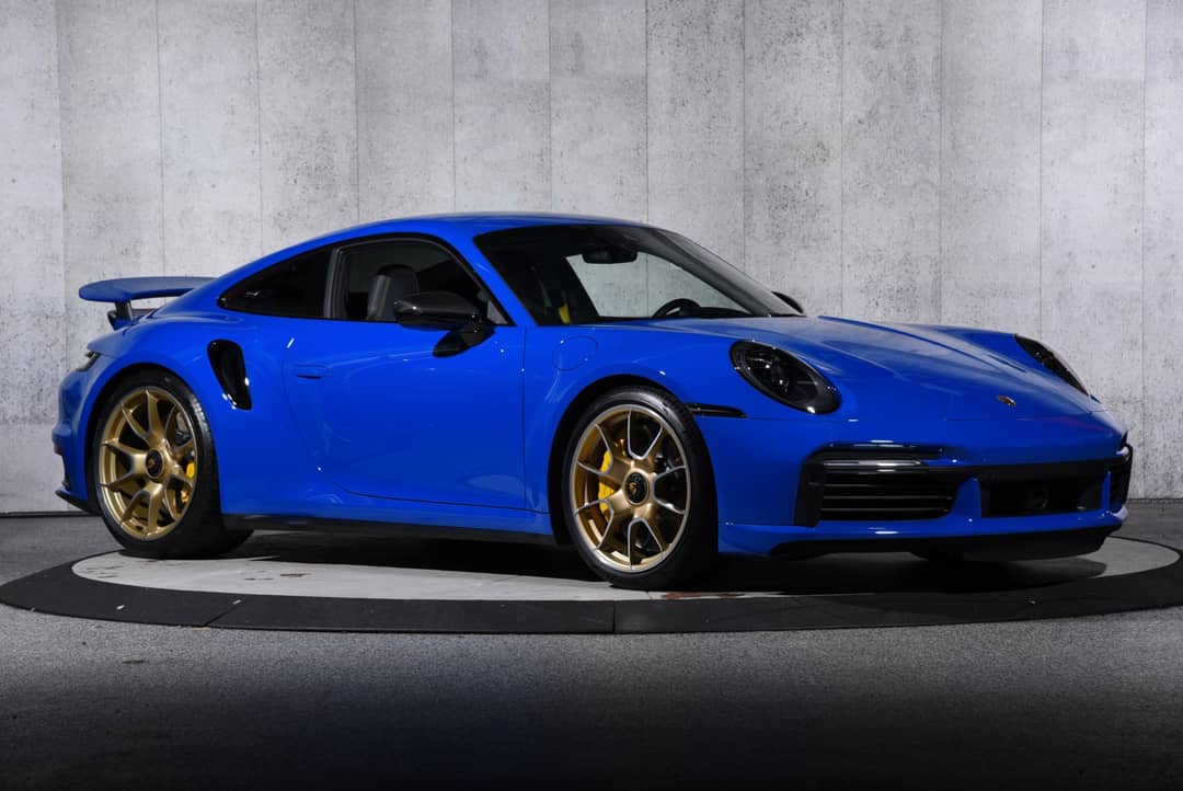 2021 Porsche 911 Turbo S — photo 2