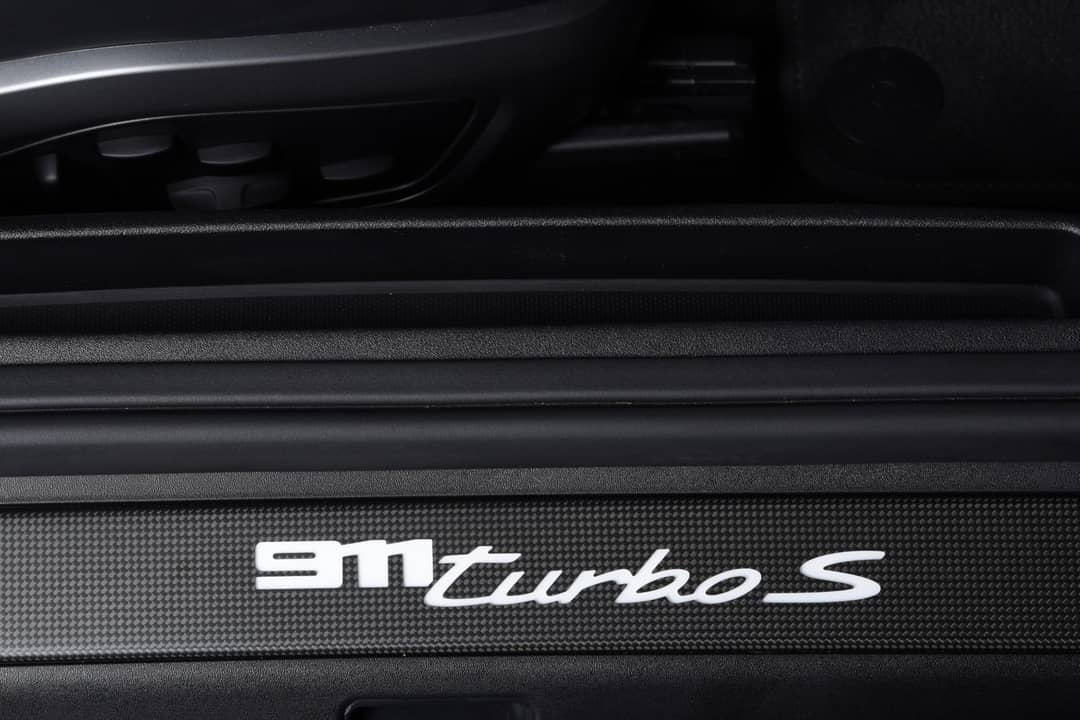 2021 Porsche 911 Turbo S — photo 22