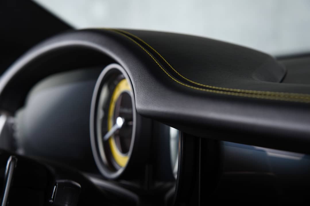 2021 Porsche 911 Turbo S — photo 6
