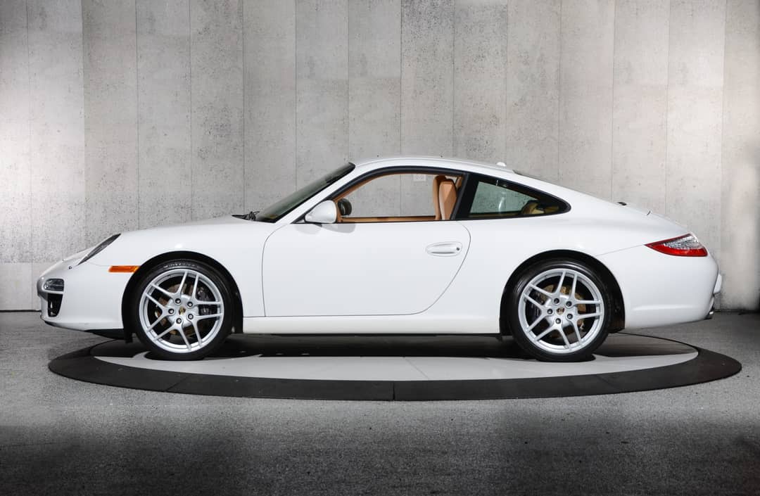 2011 Porsche 911 Carrera — photo 12