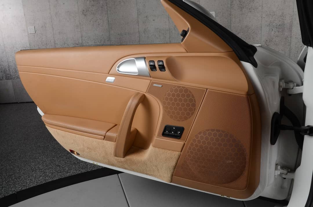 2011 Porsche 911 Carrera — photo 13