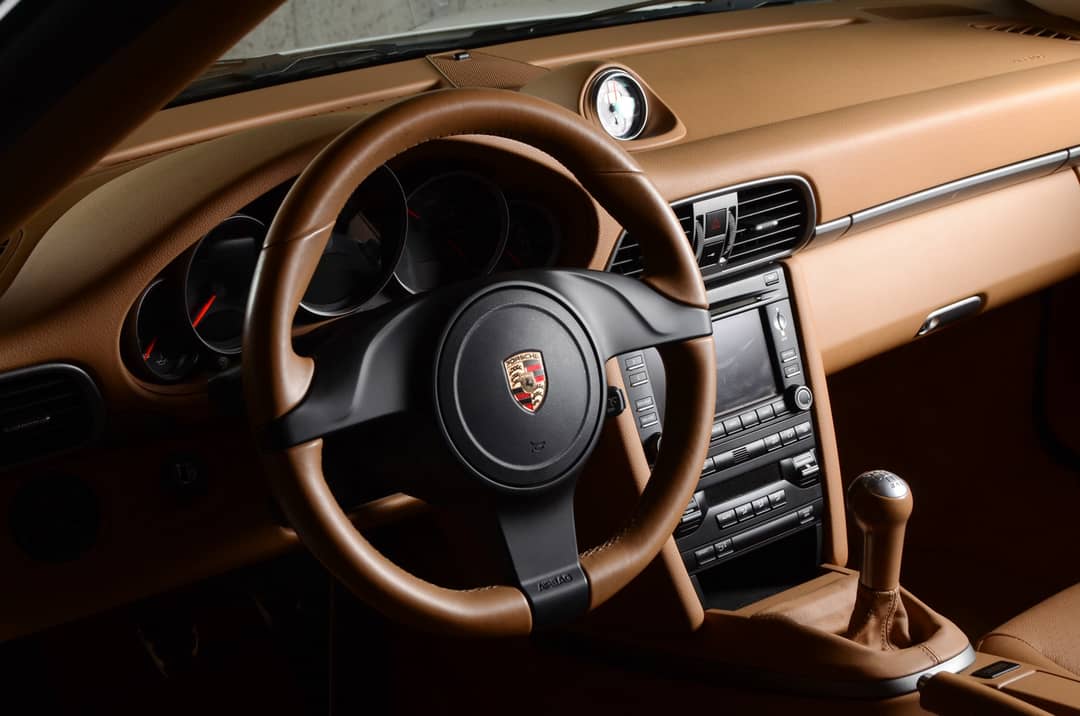 2011 Porsche 911 Carrera — photo 18