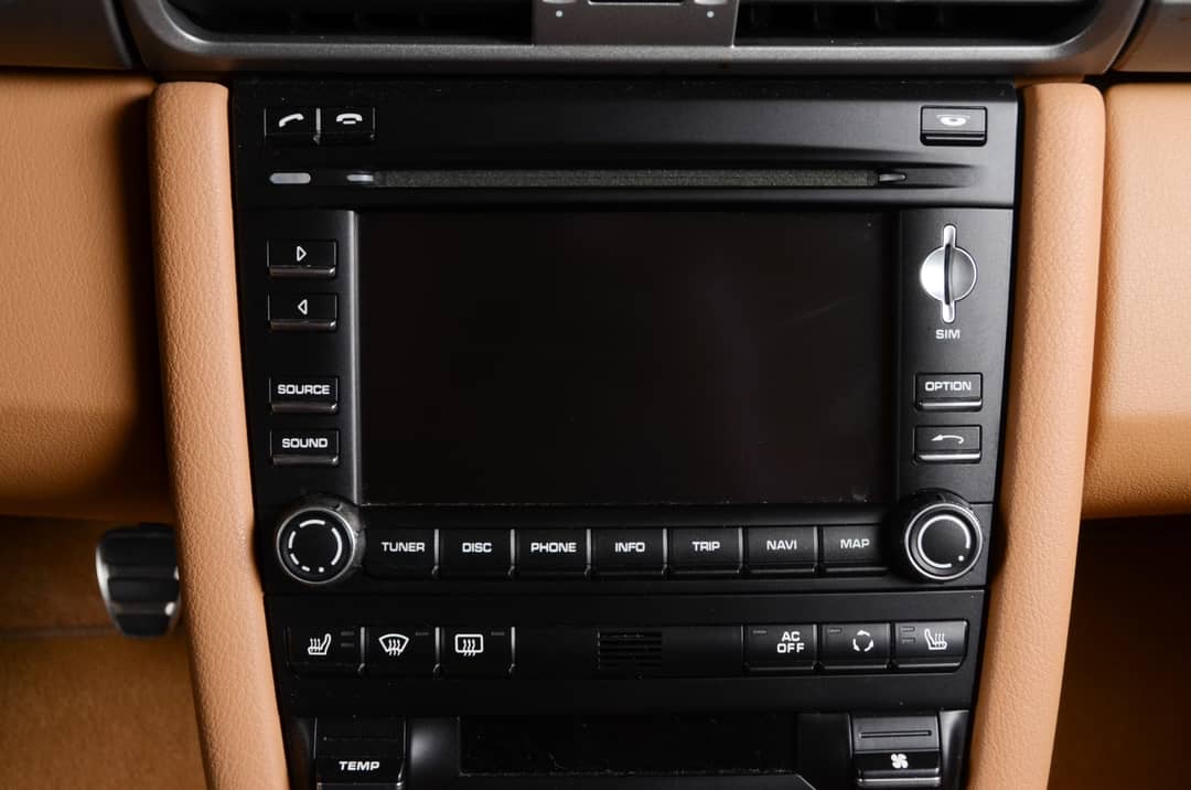 2011 Porsche 911 Carrera — photo 20