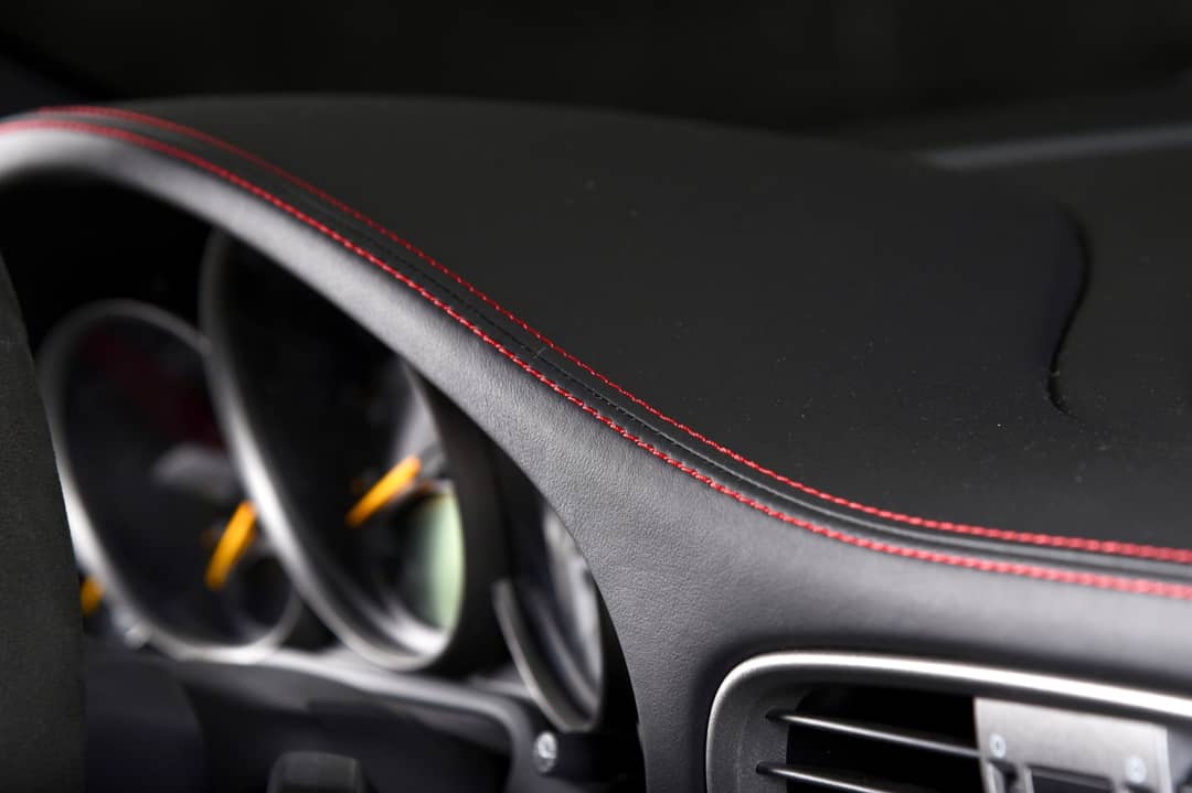 2011 Porsche 911 GT3 RS — photo 24