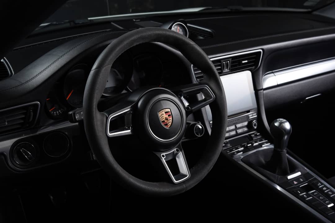 2017 Porsche 911 Carrera 4S — photo 19