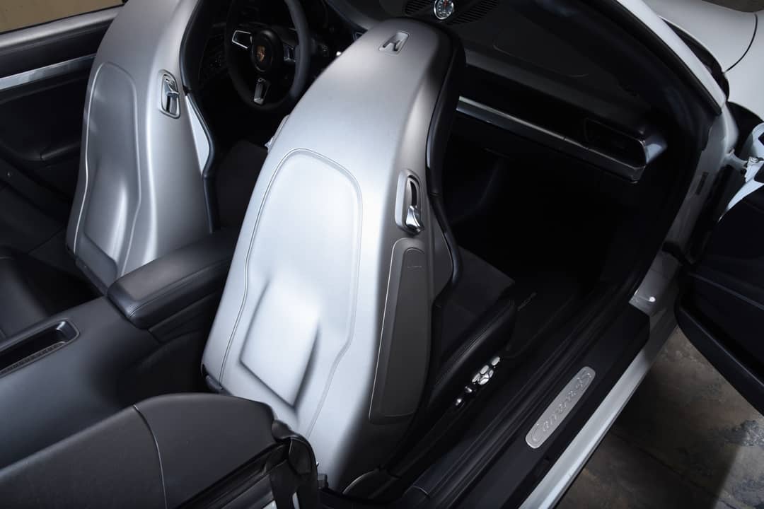 2017 Porsche 911 Carrera 4S — photo 27
