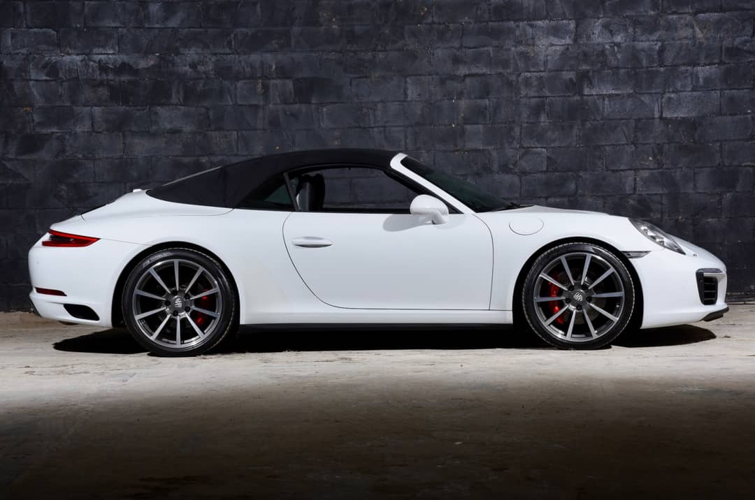 2017 Porsche 911 Carrera 4S — photo 35