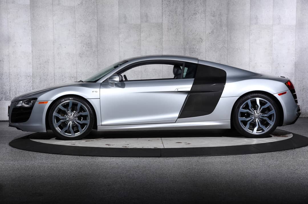 2010 Audi R8 5.2 quattro — photo 14