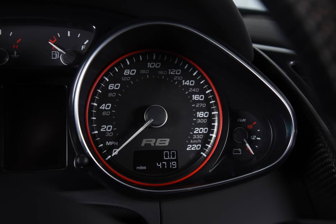 2010 Audi R8 5.2 quattro — photo 15