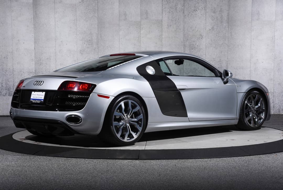 2010 Audi R8 5.2 quattro — photo 9