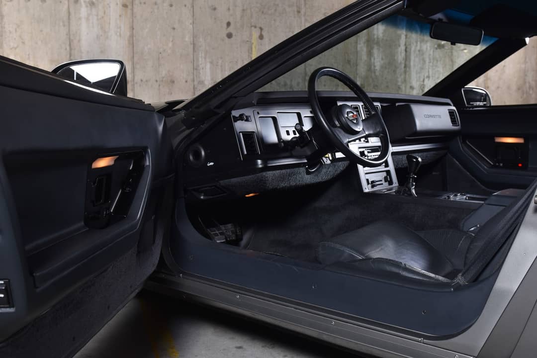 1985 Chevrolet Corvette — photo 17