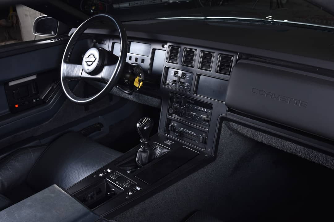 1985 Chevrolet Corvette — photo 23