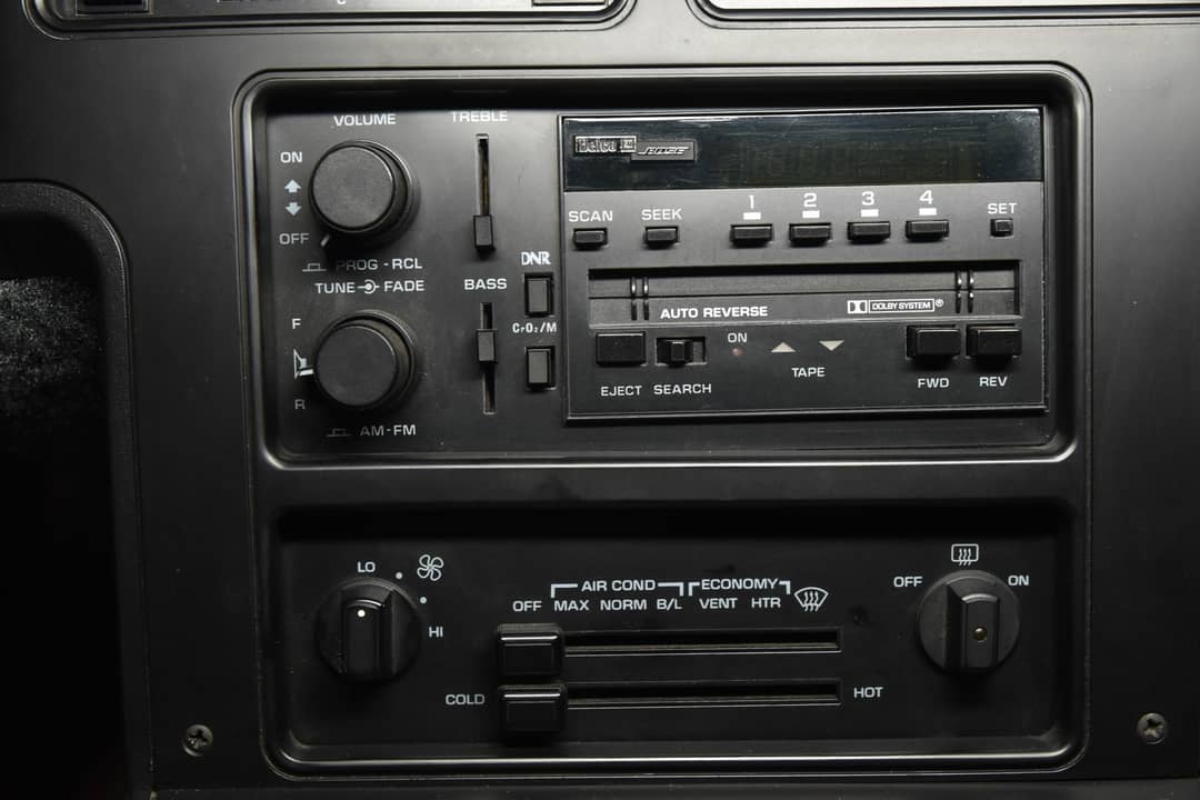1985 Chevrolet Corvette — photo 44