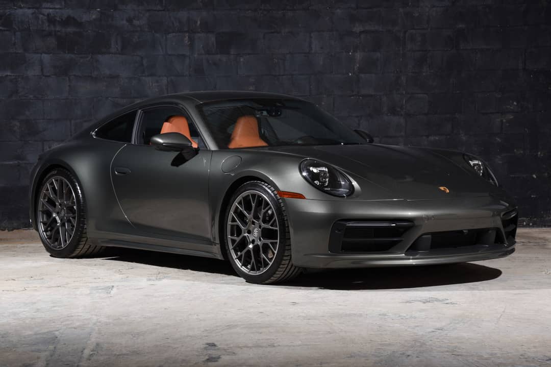 2023 Porsche 911 Carrera S — photo 2