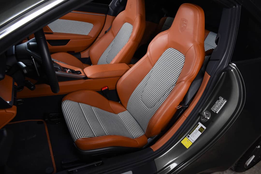 2023 Porsche 911 Carrera S — photo 17