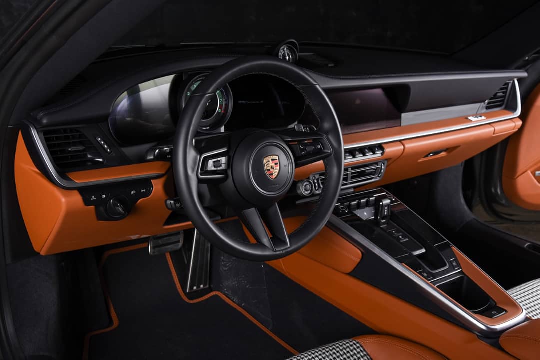 2023 Porsche 911 Carrera S — photo 4