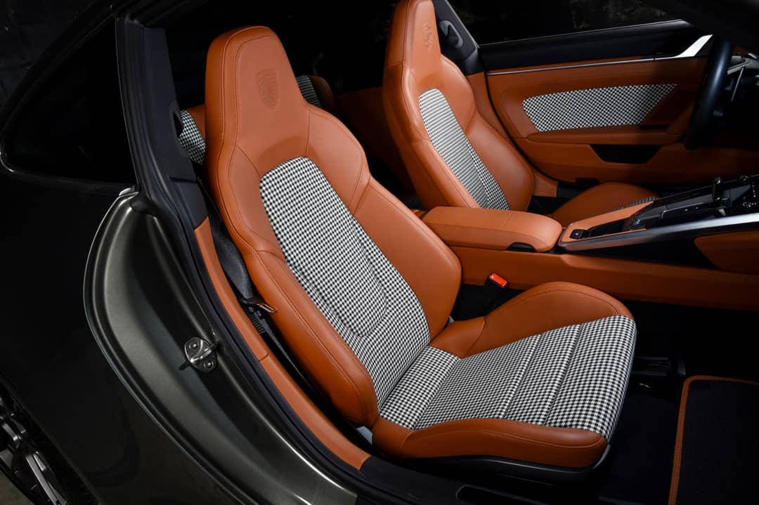 2023 Porsche 911 Carrera S — photo 5