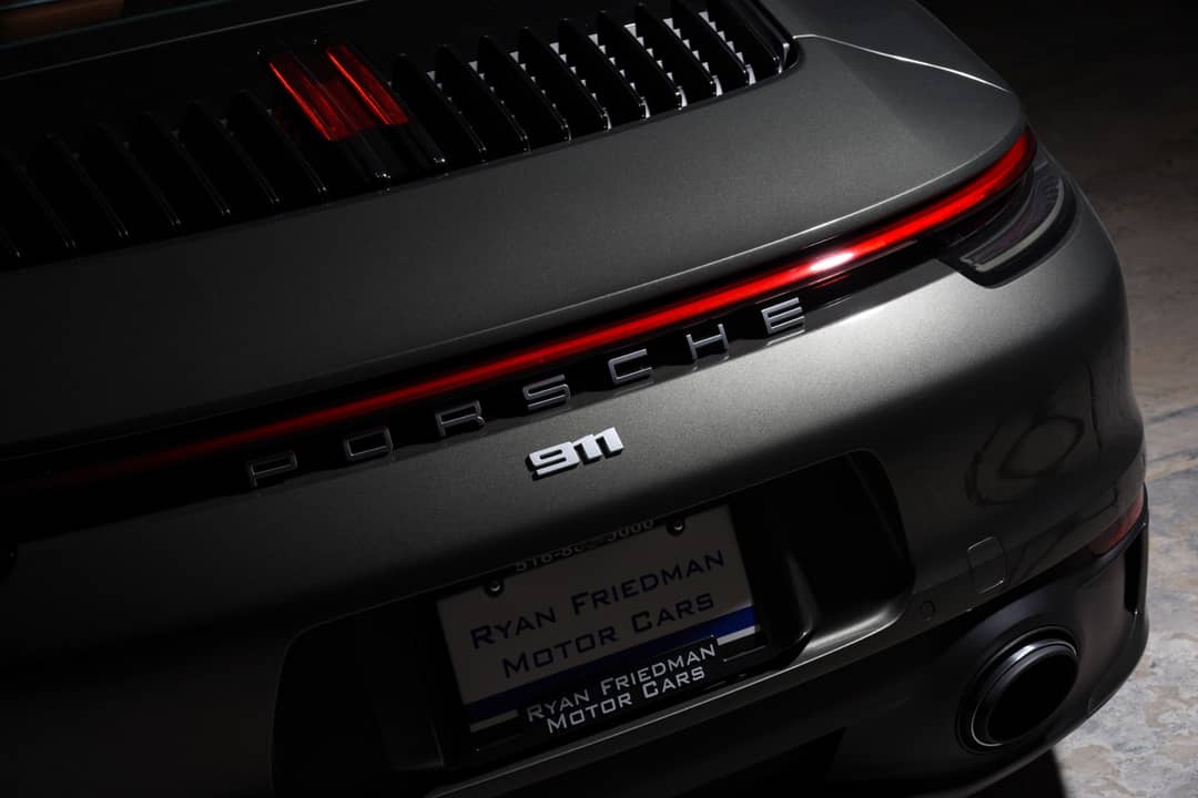 2023 Porsche 911 Carrera S — photo 9