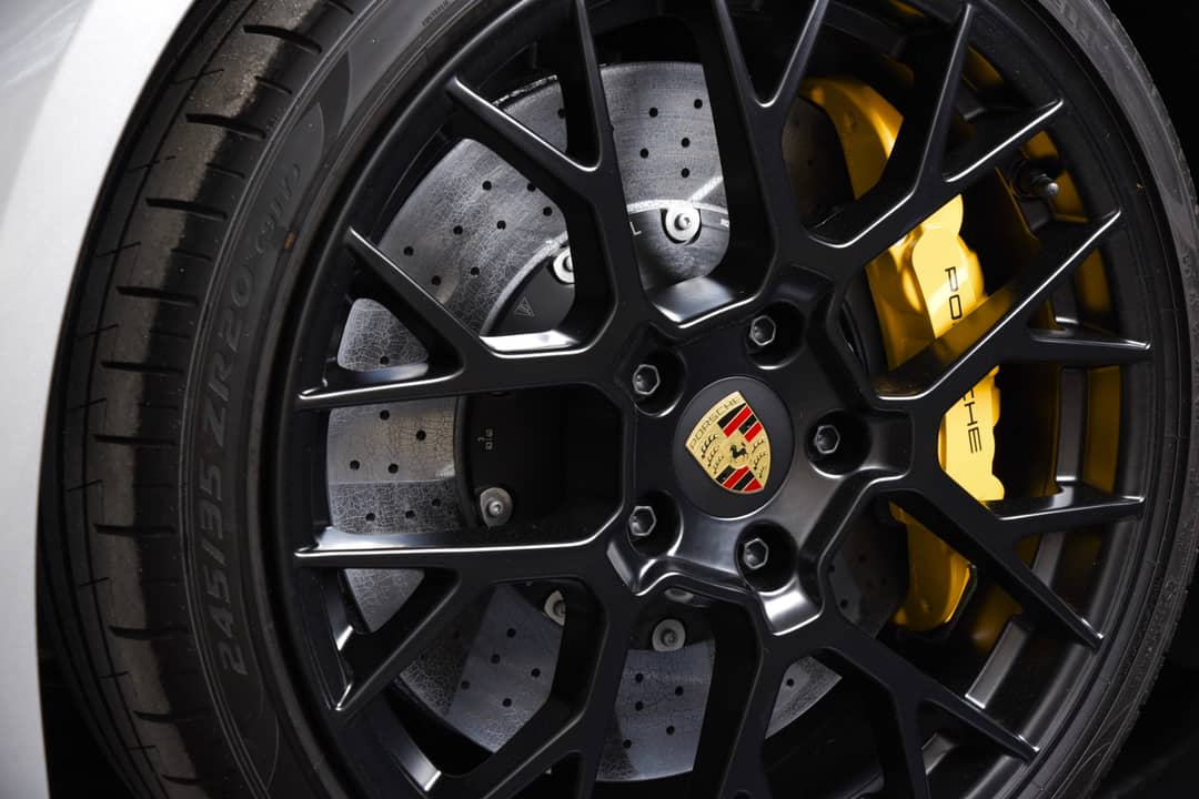 2024 Porsche 911 Targa 4 GTS — photo 14
