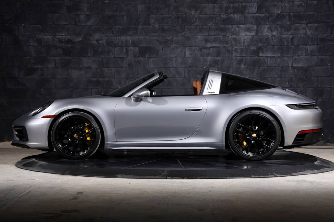 2024 Porsche 911 Targa 4 GTS — photo 16