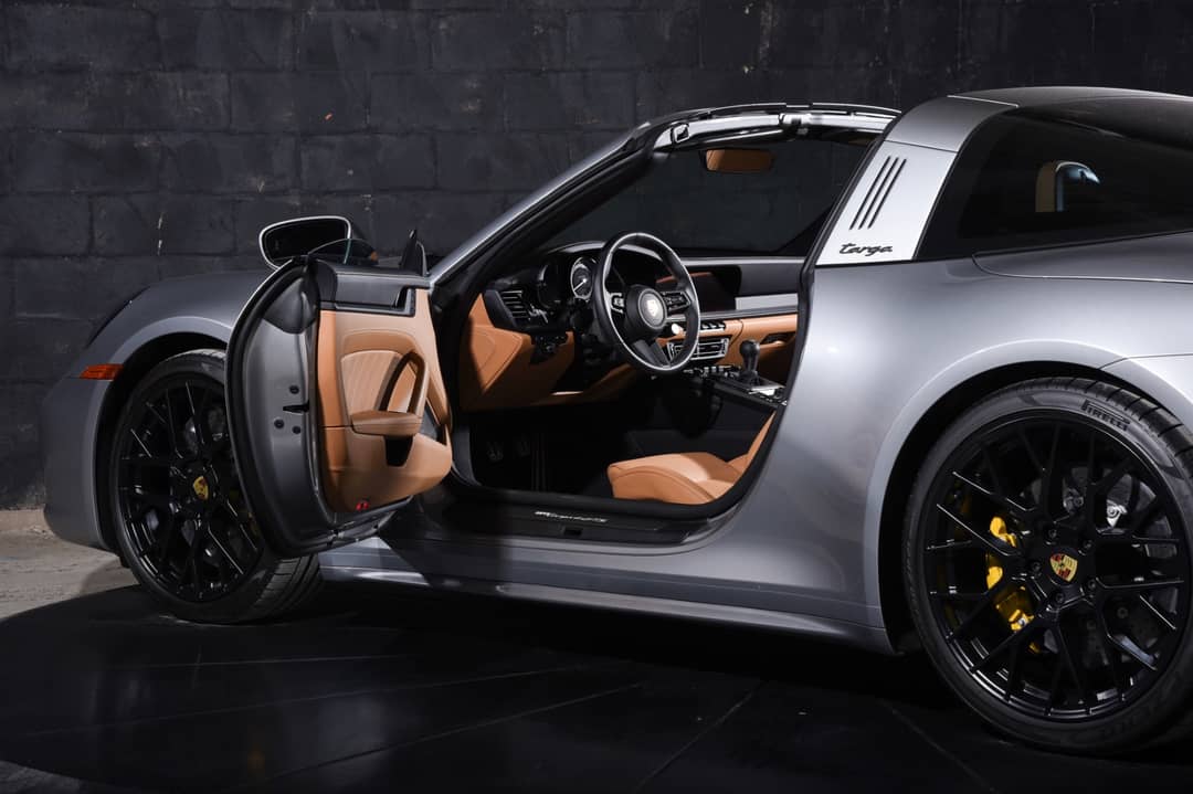 2024 Porsche 911 Targa 4 GTS — photo 17