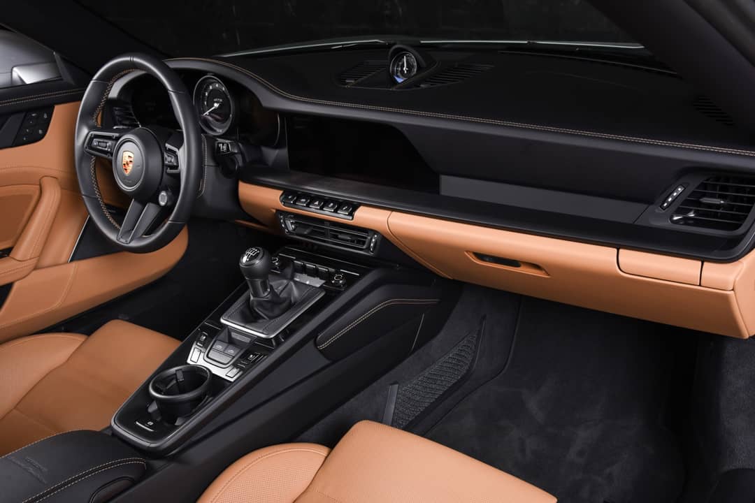 2024 Porsche 911 Targa 4 GTS — photo 18