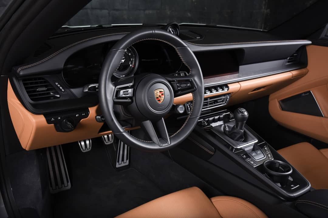 2024 Porsche 911 Targa 4 GTS — photo 4