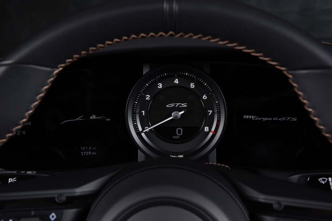 2024 Porsche 911 Targa 4 GTS — photo 31