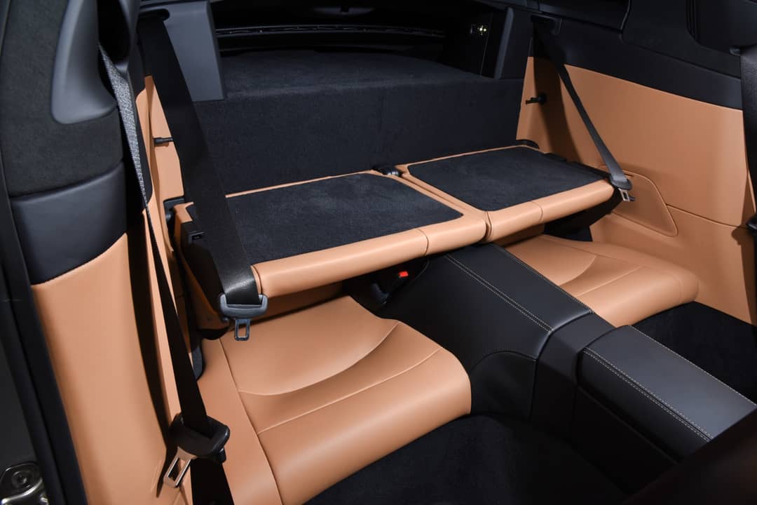 2024 Porsche 911 Targa 4 GTS — photo 37