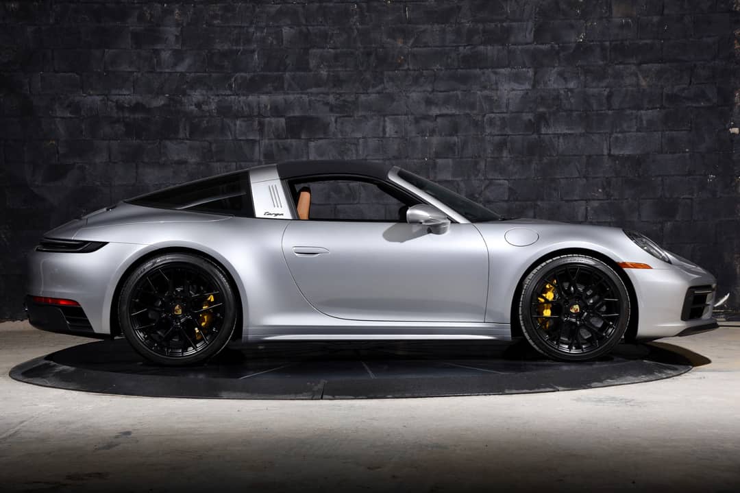 2024 Porsche 911 Targa 4 GTS — photo 44