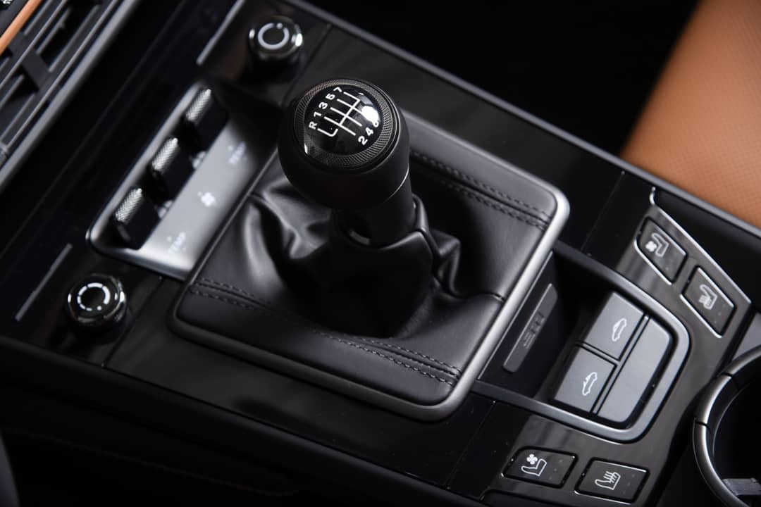 2024 Porsche 911 Targa 4 GTS — photo 6