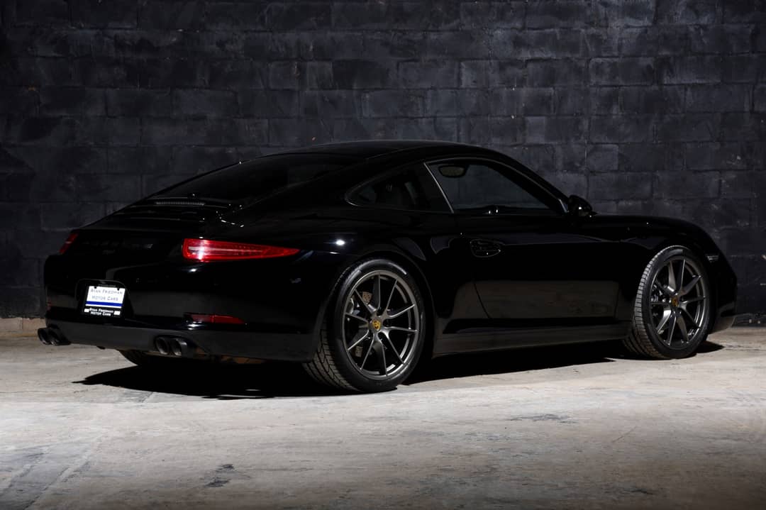 2016 Porsche 911 Carrera Black Edition — photo 11