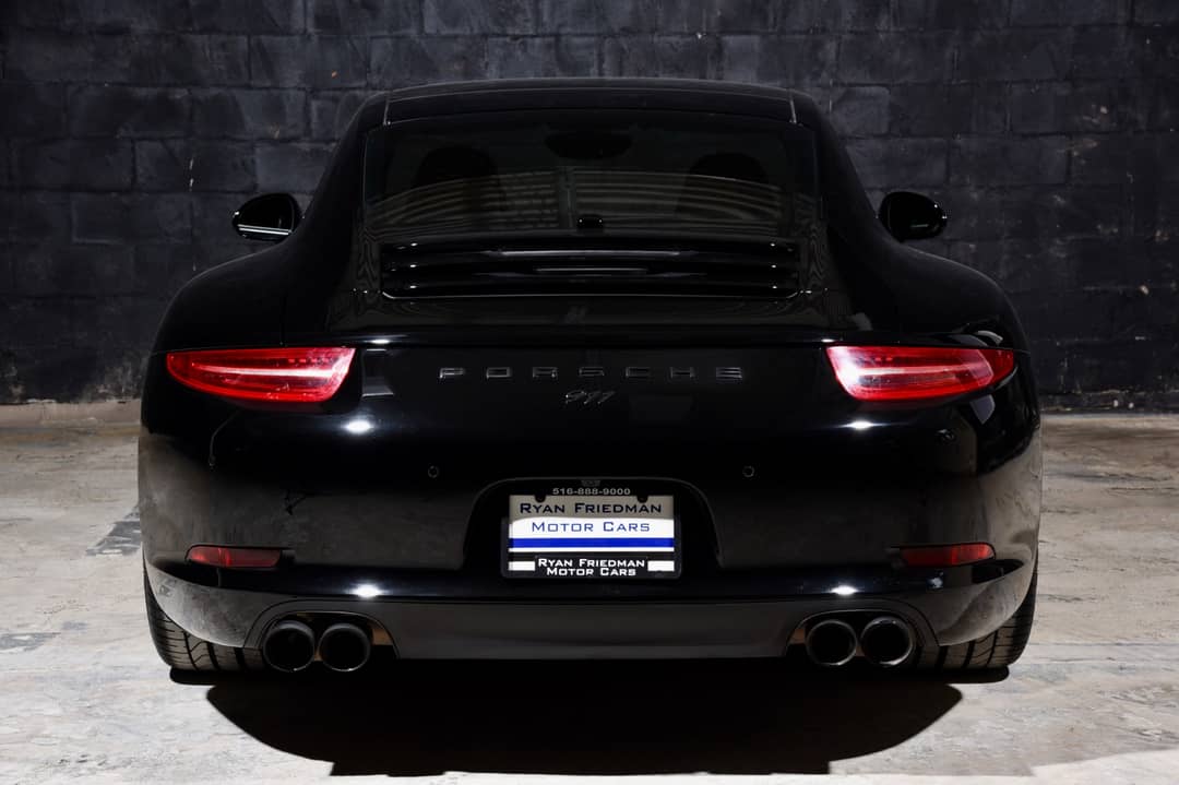 2016 Porsche 911 Carrera Black Edition — photo 13