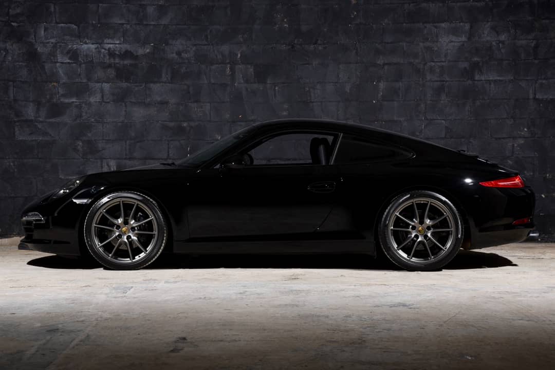 2016 Porsche 911 Carrera Black Edition — photo 15