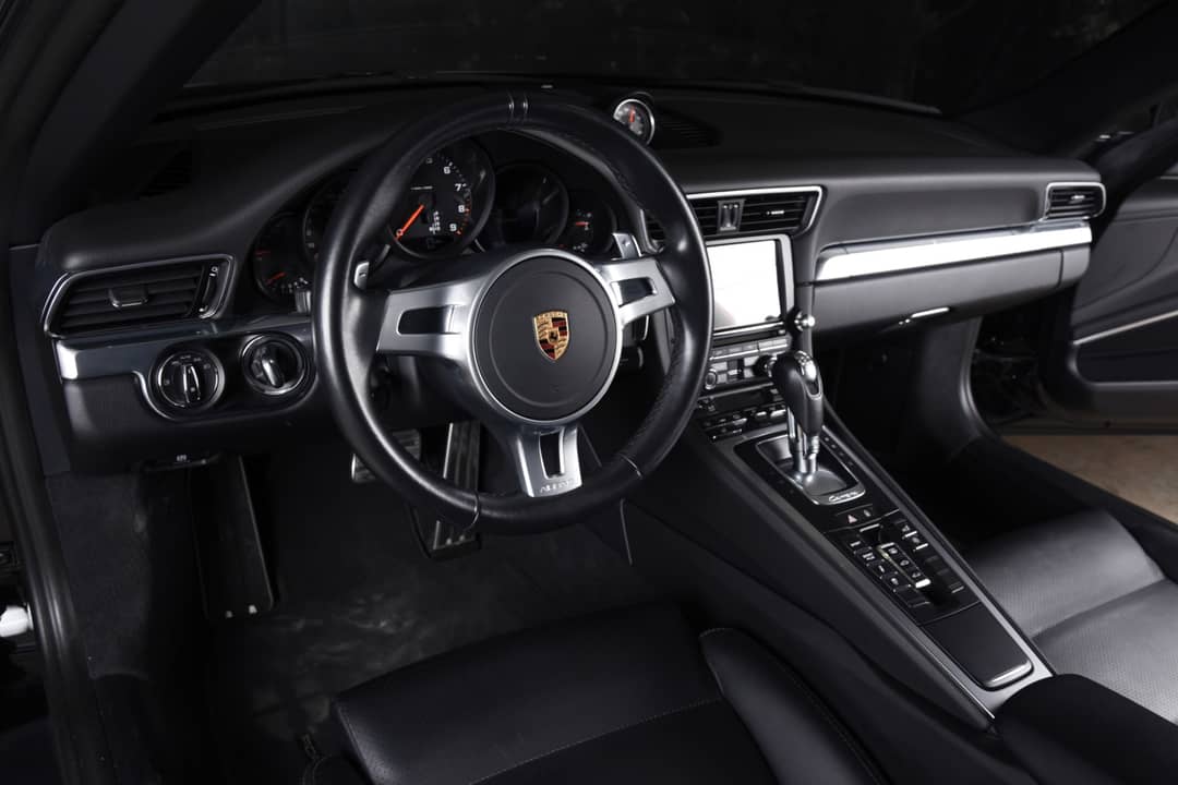 2016 Porsche 911 Carrera Black Edition — photo 4