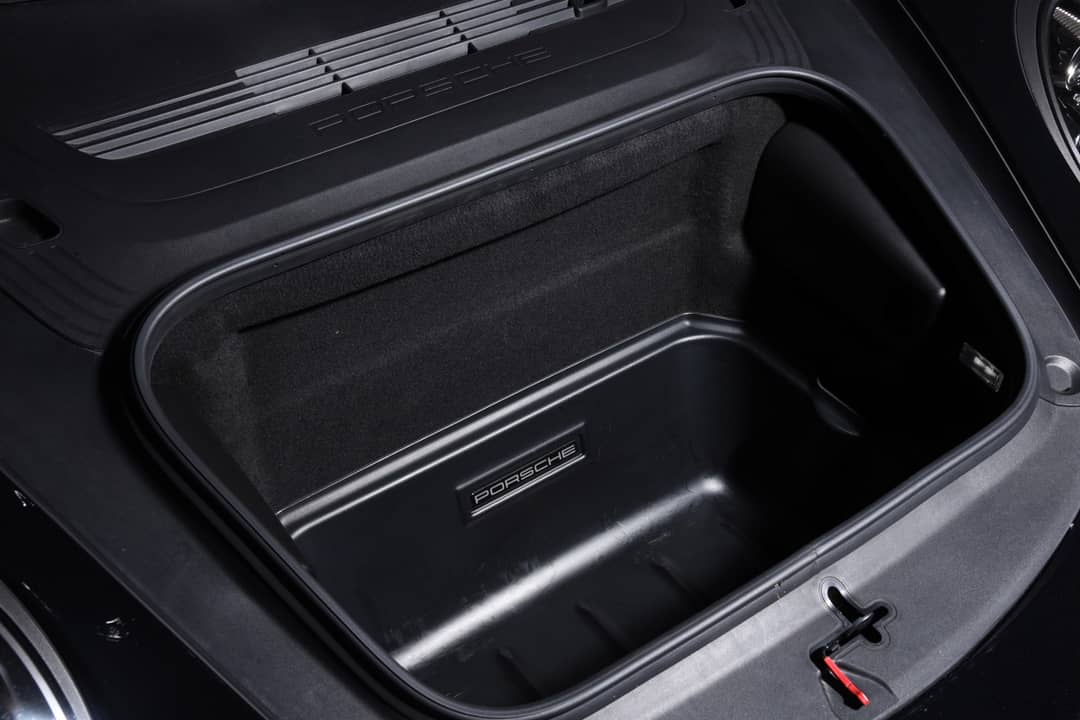 2016 Porsche 911 Carrera Black Edition — photo 33
