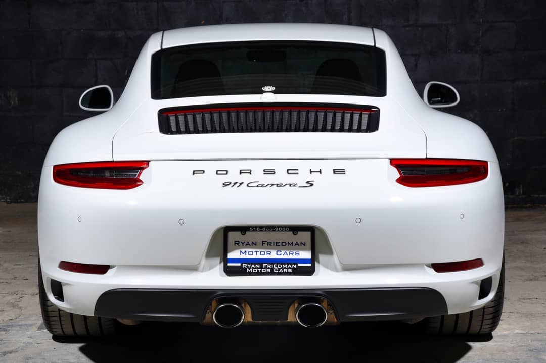 2019 Porsche 911 Carrera S — photo 12