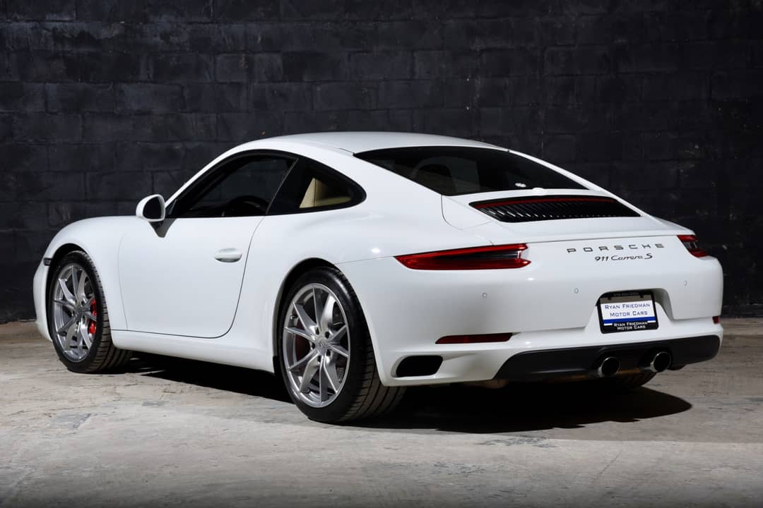 2019 Porsche 911 Carrera S — photo 10