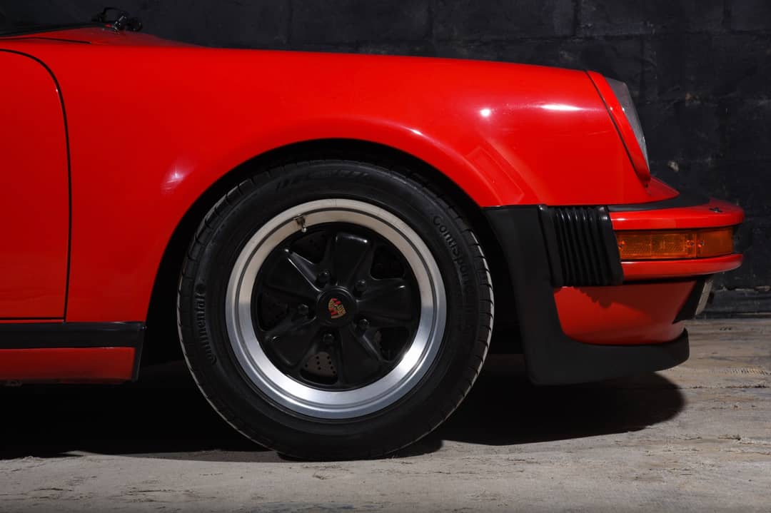 1988 Porsche 911 Carrera Turbo Targa — photo 40