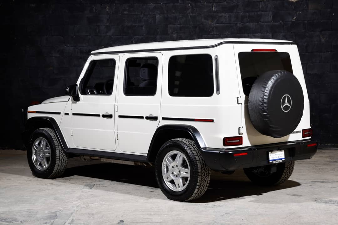 2025 Mercedes-Benz G-Class G 550 Stronger Than the 1980s Edition — photo 3