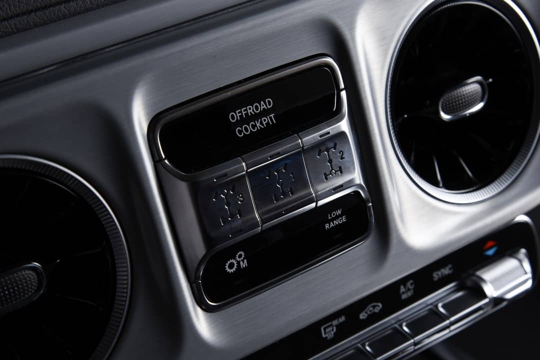 2025 Mercedes-Benz G-Class G 550 Stronger Than the 1980s Edition — photo 20