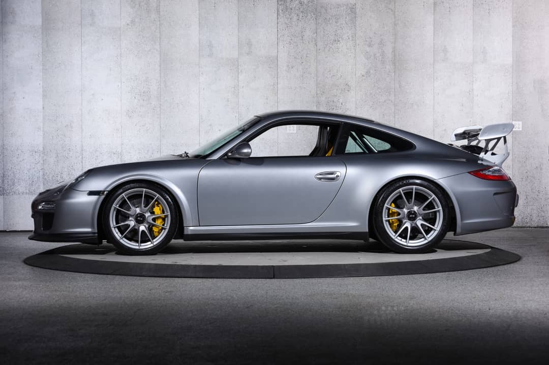 2010 Porsche 911 GT3 RS — photo 11
