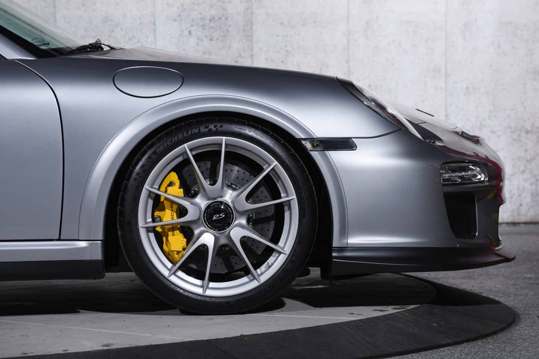 2010 Porsche 911 GT3 RS — photo 13