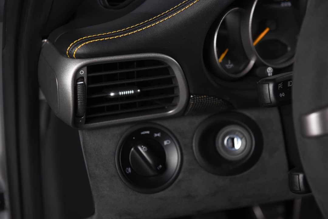 2010 Porsche 911 GT3 RS — photo 32