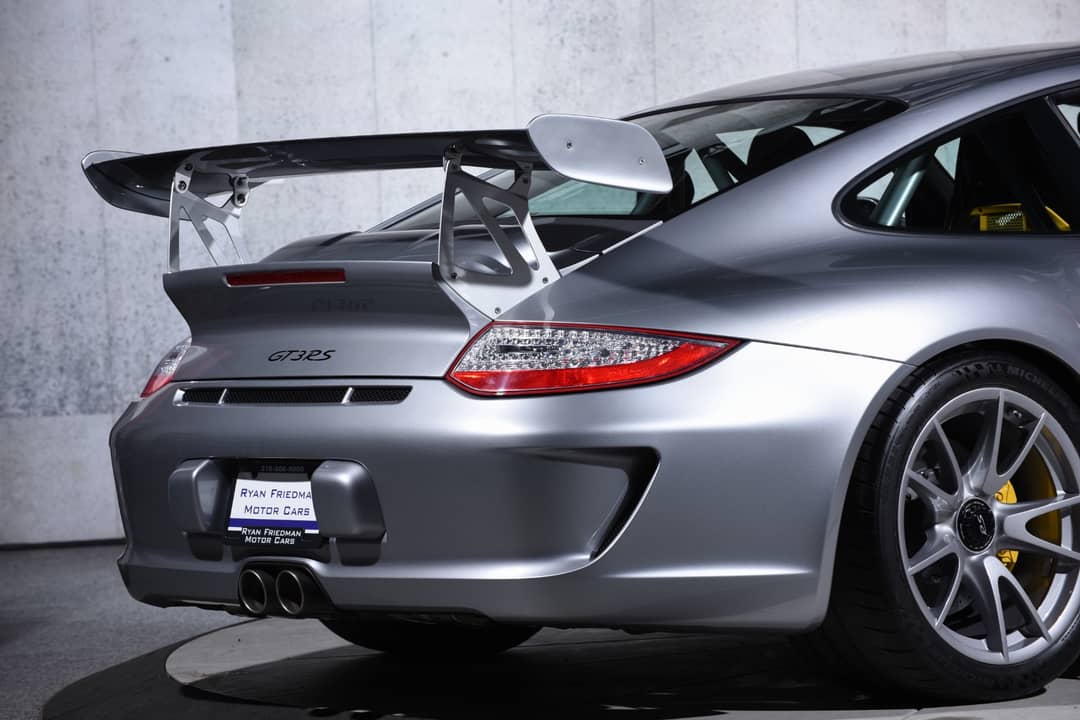 2010 Porsche 911 GT3 RS — photo 44