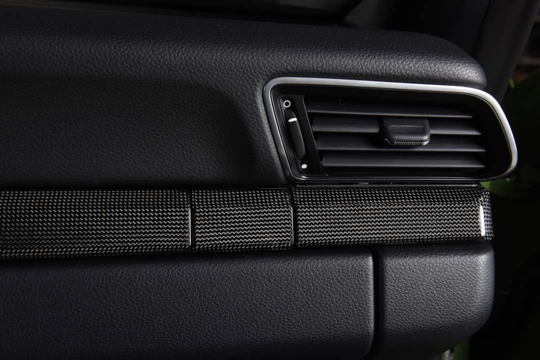 2019 Porsche 911 Carrera GTS — photo 7