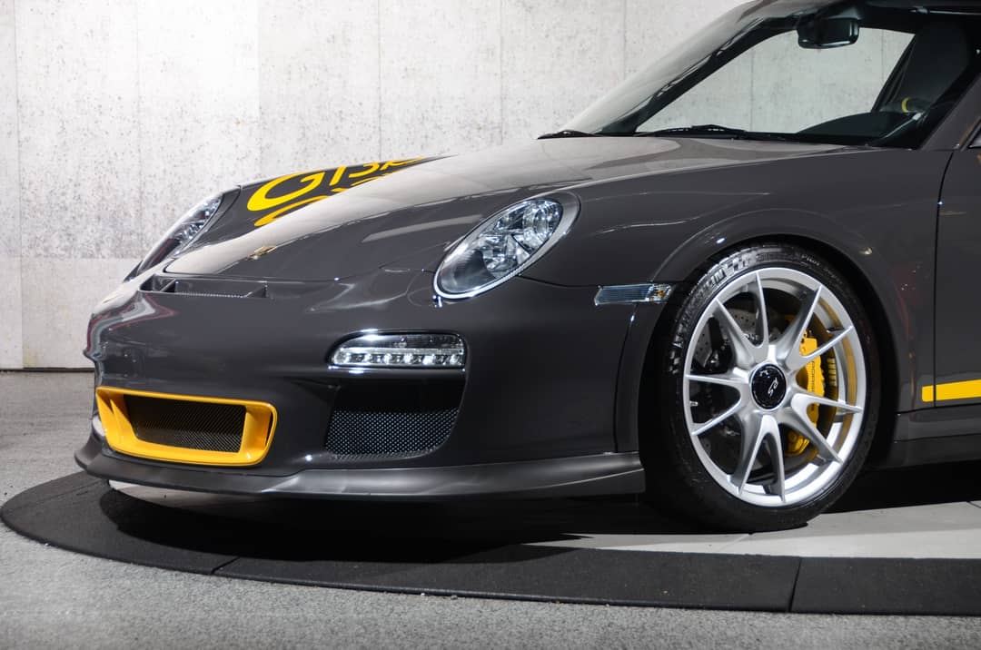 2011 Porsche 911 GT3 RS — photo 15
