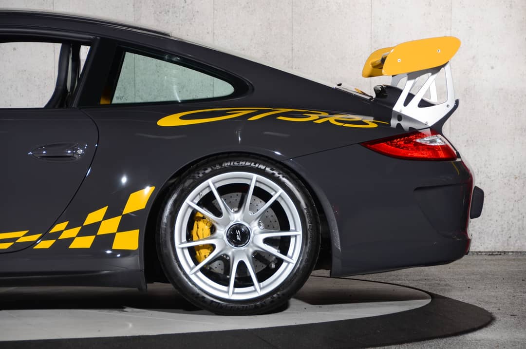 2011 Porsche 911 GT3 RS — photo 22